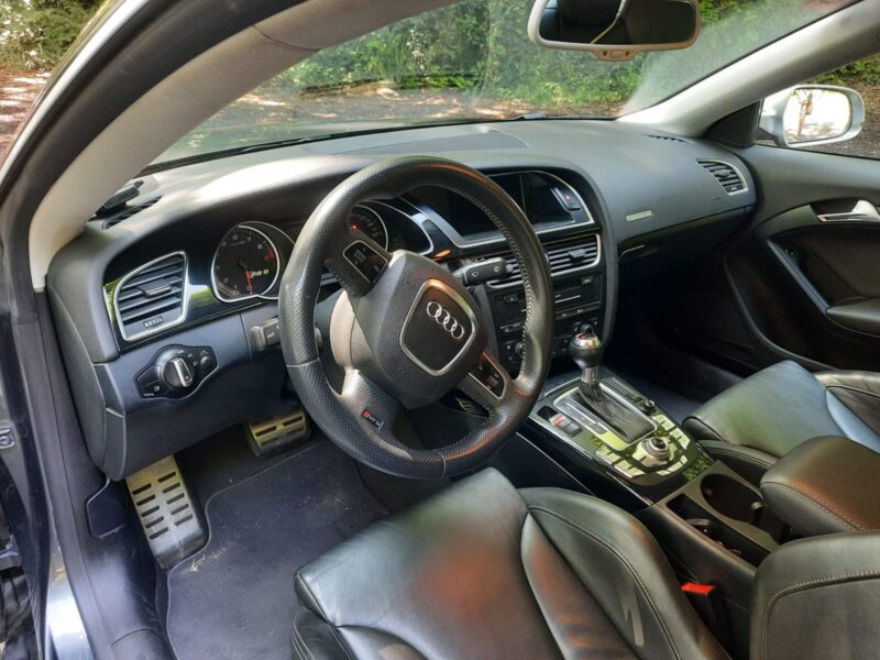 AUDI RS5 4.2 FSI quattro S tronic 2p