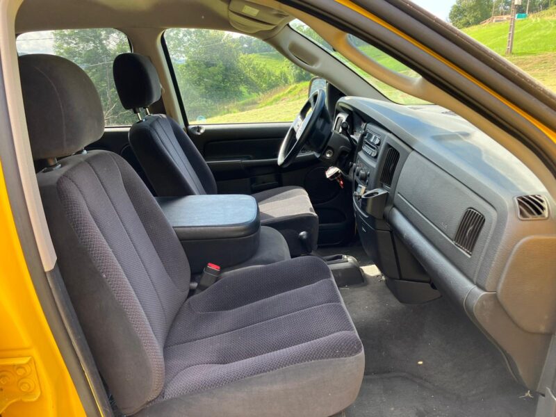 DODGE RAM 1500 HEMI 5.7 V8 4X4