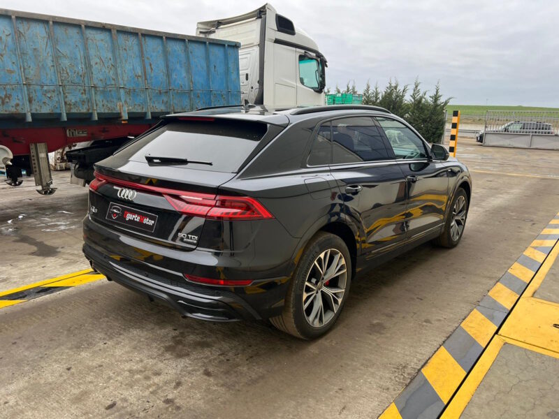 AUDI Q8 5.0 TDI TIPTRONIC QUATTRO
