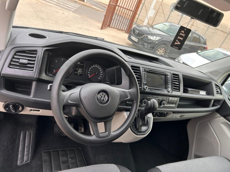 VOLKSWAGEN TRANSPORTER 2.0 9 plazas