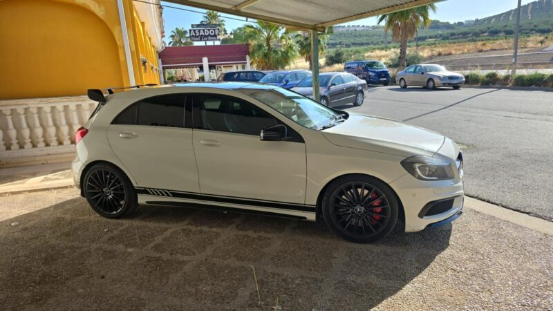 MERCEDES BENZ A45 amg AMG 45 4MATIC 5p.