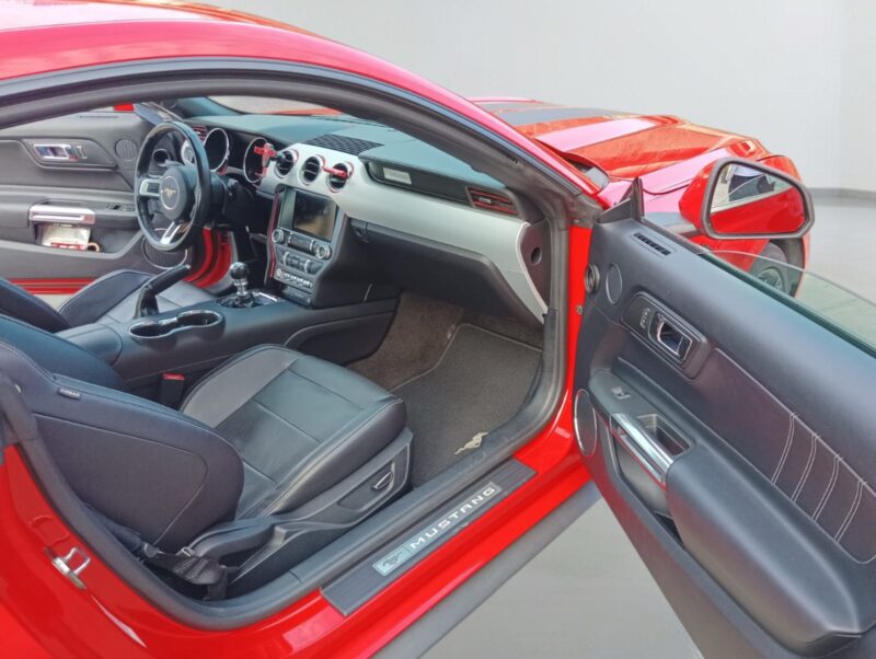 FORD Mustang 2.3 EcoBoost