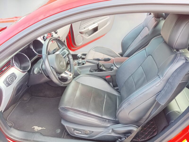 FORD Mustang 2.3 EcoBoost