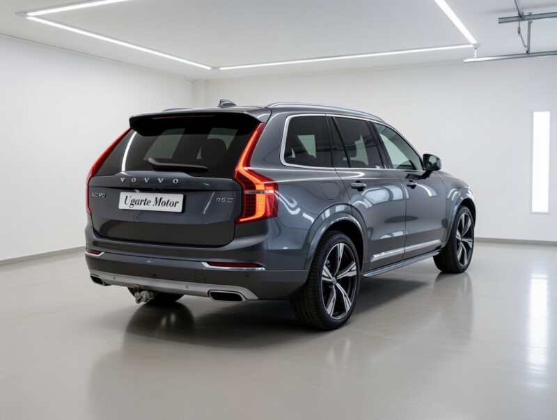 VOLVO XC90 2.0 D5 AWD
