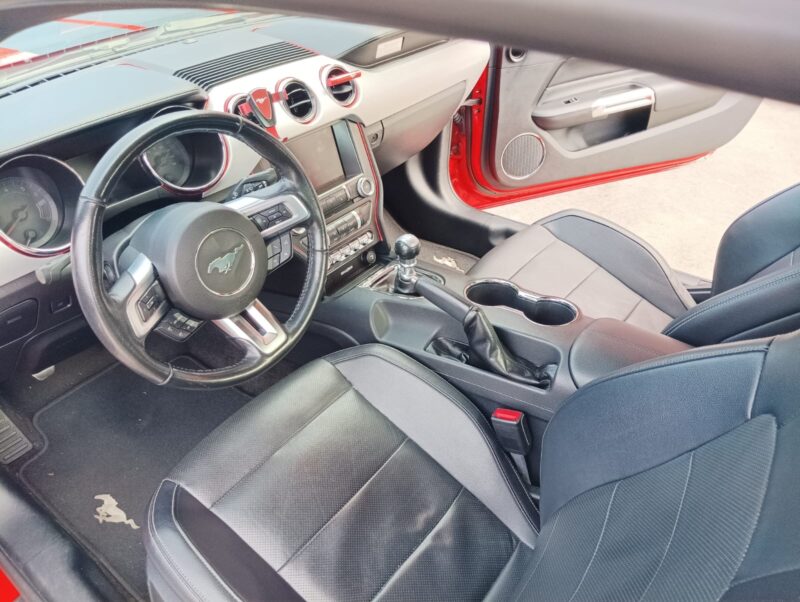 FORD Mustang 2.3 EcoBoost